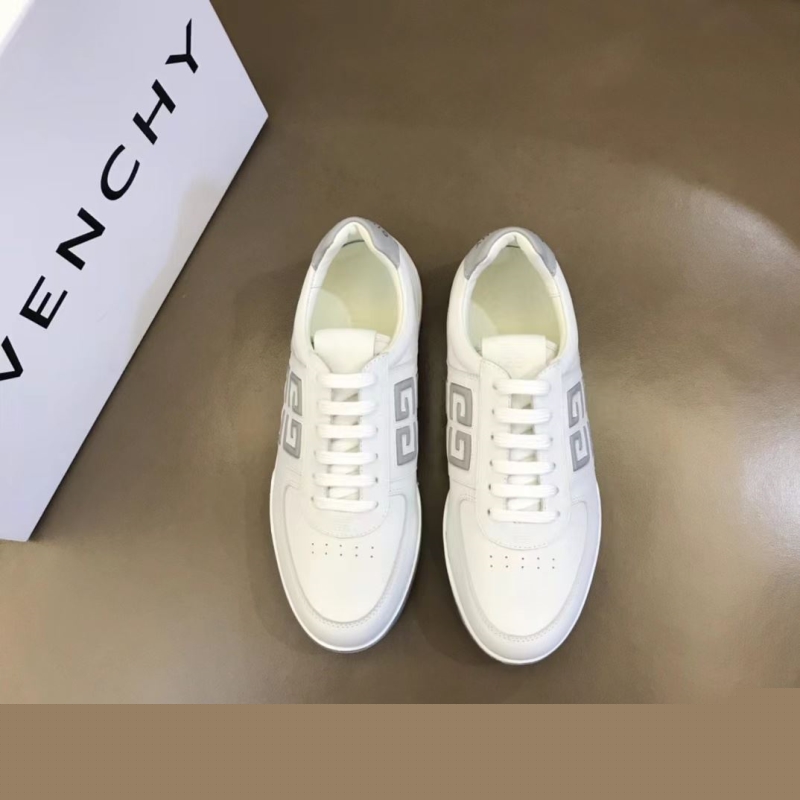 Givenchy Sneakers